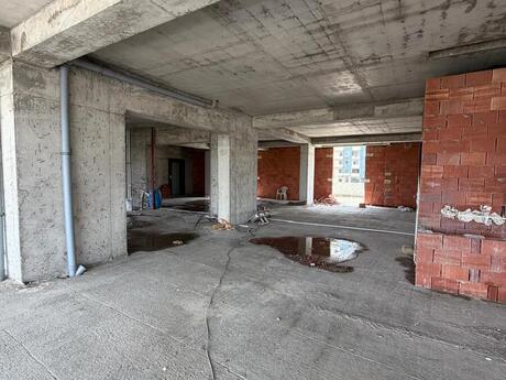 1 otaqlı yeni tikili - Binəqədi r. - 800 m²