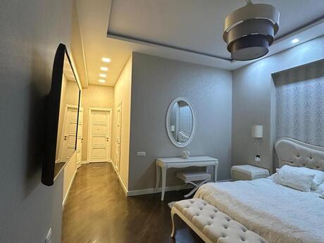 4 otaqlı yeni tikili - Nizami m. - 200 m²