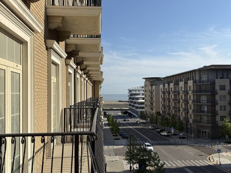 3 otaqlı yeni tikili - Ağ şəhər q. - 147 m²