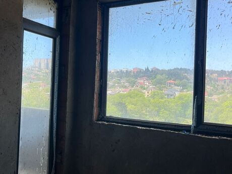 2 otaqlı yeni tikili - Qaraçuxur q. - 76 m²