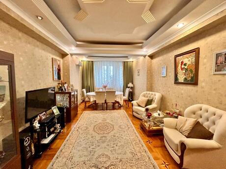 3 otaqlı yeni tikili - 8 Noyabr m. - 137 m²