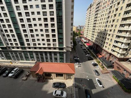 4 otaqlı yeni tikili - Elmlər Akademiyası m. - 161 m²