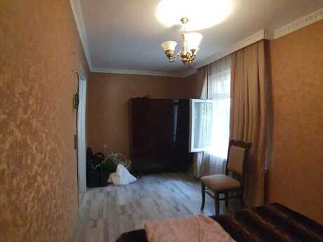 2 otaqlı köhnə tikili - Elmlər Akademiyası m. - 42 m²