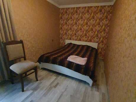 2 otaqlı köhnə tikili - Elmlər Akademiyası m. - 42 m²