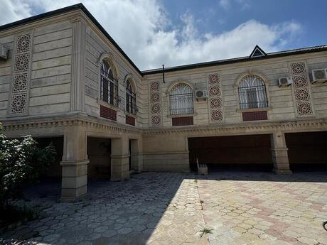 6 otaqlı həyət evi/bağ evi - Biləcəri q. - 370 m²