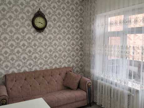 2 otaqlı köhnə tikili - Bakıxanov q. - 40 m²