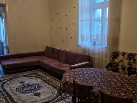 1 otaqlı köhnə tikili - Nizami m. - 35 m²