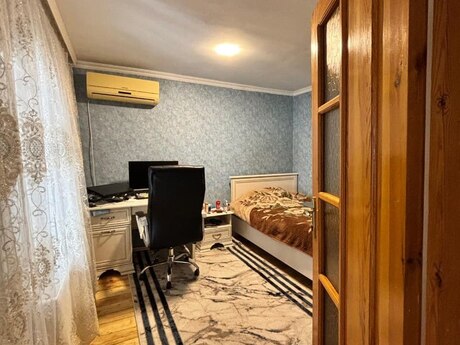 5 otaqlı həyət evi/bağ evi - 28 May m. - 75 m²