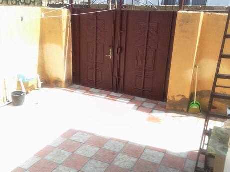 2 otaqlı həyət evi/bağ evi - Sumqayıt - 38 m²