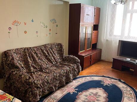 3 otaqlı köhnə tikili - 28 May m. - 80 m²