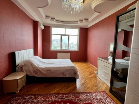 4 otaqlı yeni tikili - Memar Əcəmi m. - 152 m²