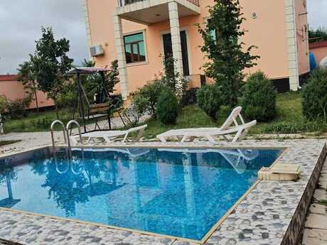 7 otaqlı həyət evi/bağ evi - Qəbələ - 220 m²