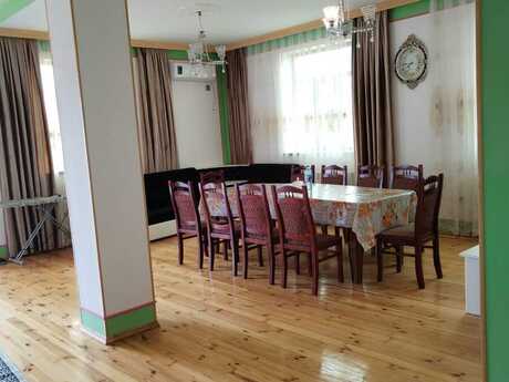 7 otaqlı həyət evi/bağ evi - Qəbələ - 220 m²