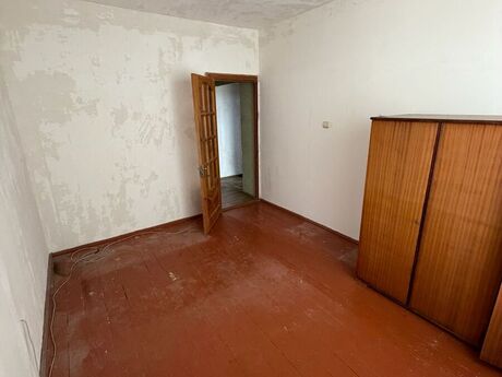 3 otaqlı köhnə tikili - Suraxanı r. - 80 m²