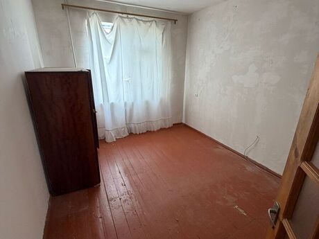3 otaqlı köhnə tikili - Suraxanı r. - 80 m²