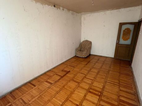 3 otaqlı köhnə tikili - Suraxanı r. - 80 m²