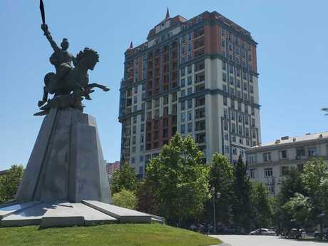 4 otaqlı yeni tikili - Nəsimi r. - 165 m²