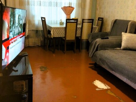 3 otaqlı köhnə tikili - Həzi Aslanov m. - 85 m²