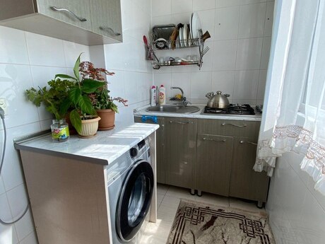 2 otaqlı köhnə tikili - Şah İsmayıl Xətai m. - 40 m²