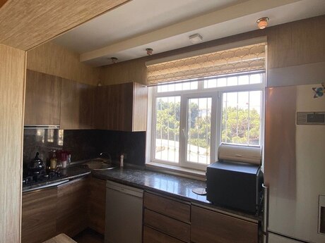 3 otaqlı köhnə tikili - Nəriman Nərimanov m. - 70 m²