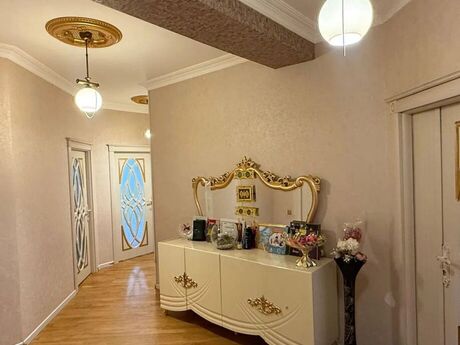 4 otaqlı yeni tikili - İnşaatçılar m. - 140 m²