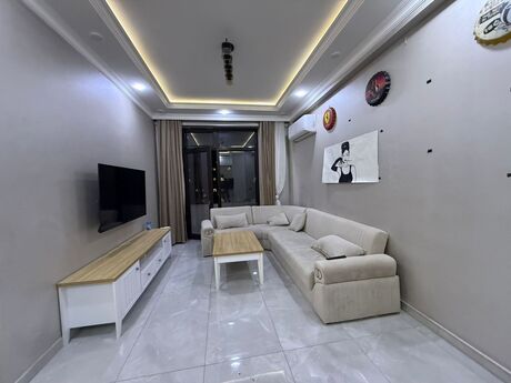 2 otaqlı yeni tikili - 8 Noyabr m. - 90 m²