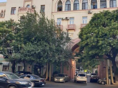 4 otaqlı köhnə tikili - Nəriman Nərimanov m. - 120 m²