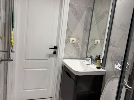 3 otaqlı yeni tikili - İnşaatçılar m. - 90 m²