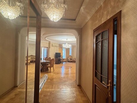 3 otaqlı yeni tikili - Elmlər Akademiyası m. - 120 m²
