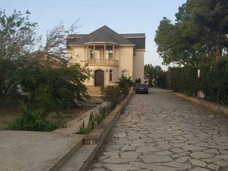 6 otaqlı həyət evi/bağ evi - Xəzər r. - 400 m²