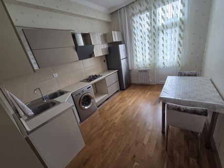 2 otaqlı yeni tikili - Avtovağzal m. - 70 m²