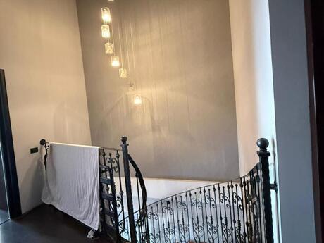 3 otaqlı yeni tikili - 28 May m. - 135 m²