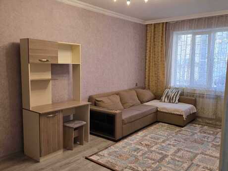 2 otaqlı köhnə tikili - Xalqlar Dostluğu m. - 70 m²