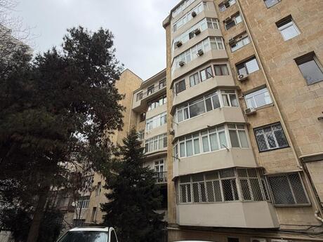 2 otaqlı köhnə tikili - İçəri Şəhər m. - 53 m²