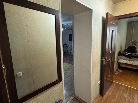 3 otaqlı köhnə tikili - Neftçilər m. - 73 m²