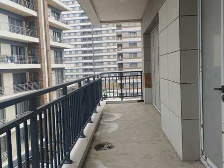 4 otaqlı yeni tikili - Xətai r. - 194 m²