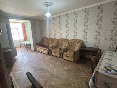 1 otaqlı köhnə tikili - Elmlər Akademiyası m. - 35 m²