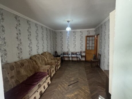 1 otaqlı köhnə tikili - Elmlər Akademiyası m. - 35 m²