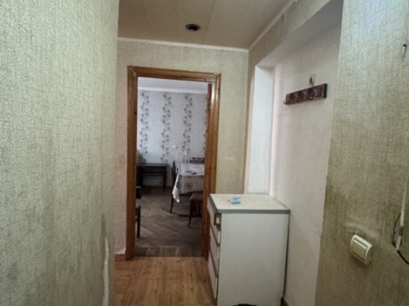 1 otaqlı köhnə tikili - Elmlər Akademiyası m. - 35 m²