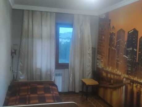 3 otaqlı köhnə tikili - Neftçilər m. - 70 m²