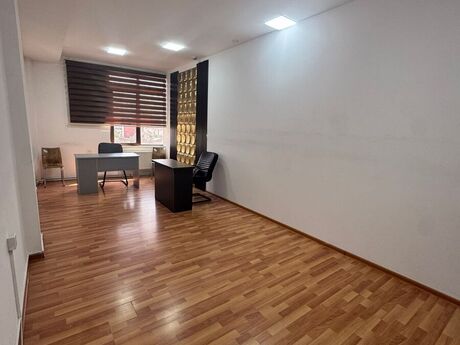 1 otaqlı ofis - Nəriman Nərimanov m. - 30 m²