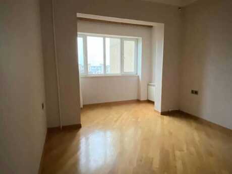3 otaqlı köhnə tikili - Həzi Aslanov q. - 85 m²