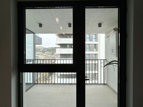 3 otaqlı yeni tikili - Bayıl q. - 149.9 m²