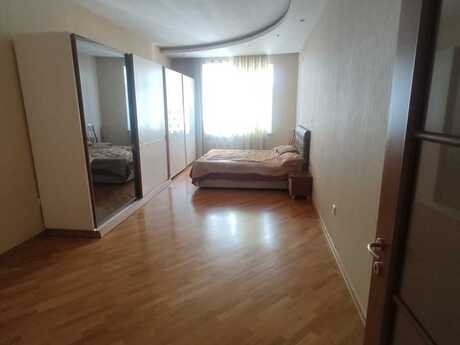 4 otaqlı yeni tikili - 28 May m. - 230 m²