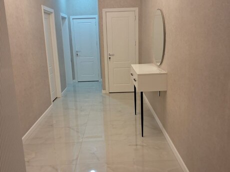 3 otaqlı yeni tikili - Memar Əcəmi m. - 95 m²