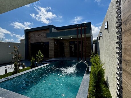 4 otaqlı həyət evi/bağ evi - Şüvəlan q. - 170 m²
