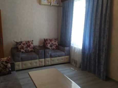 2 otaqlı köhnə tikili - Şah İsmayıl Xətai m. - 45 m²