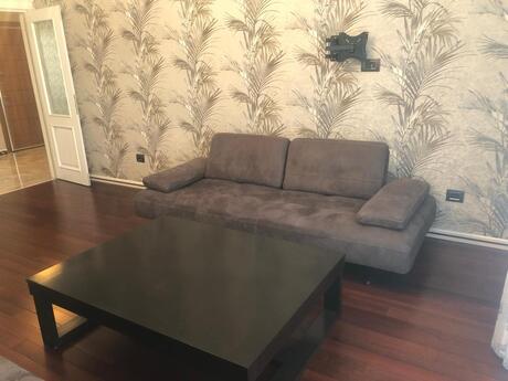 2 otaqlı yeni tikili - Ağ şəhər q. - 98 m²