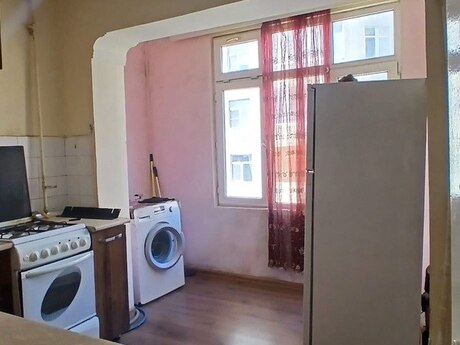 2 otaqlı köhnə tikili - Həzi Aslanov m. - 60 m²