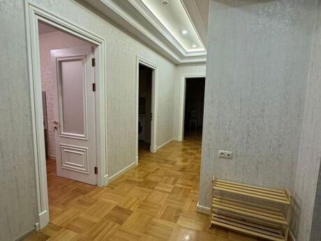 2 otaqlı yeni tikili - Xalqlar Dostluğu m. - 90 m²